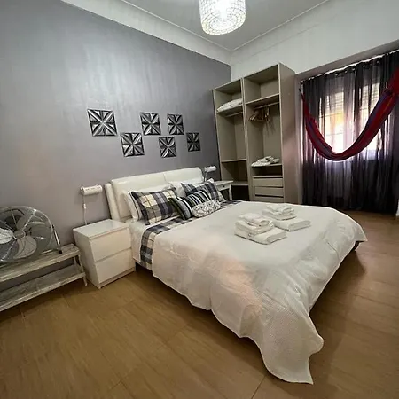 Apartment Twelve Lisbon